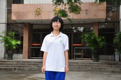 ��У������ͬѧ�����鷨��Ʒ����